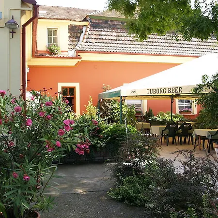Guest house Kaloz Fregatt Panzio & Etterem *
